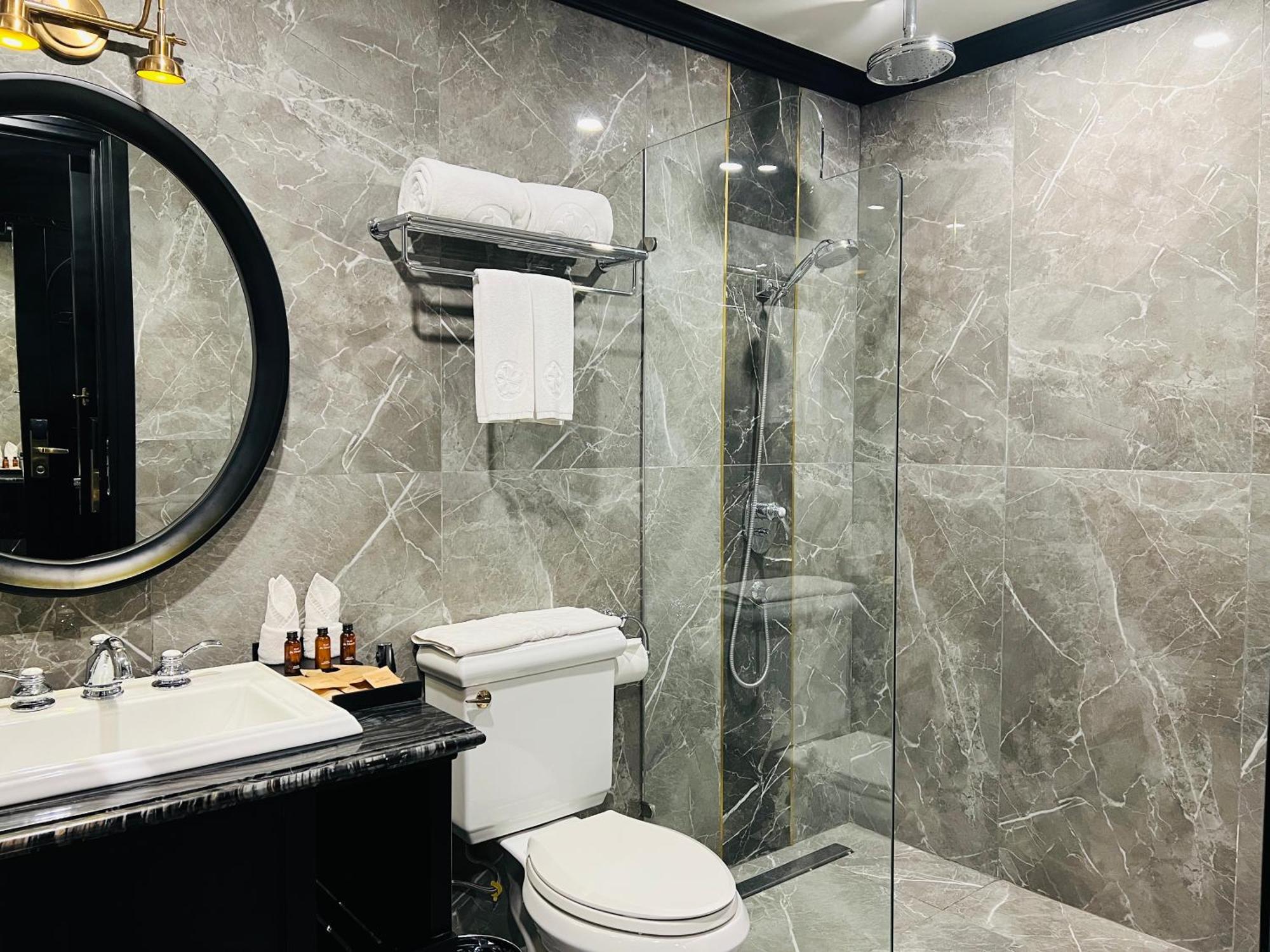 Hotel Du Monde Classic ハノイ市 エクステリア 写真
